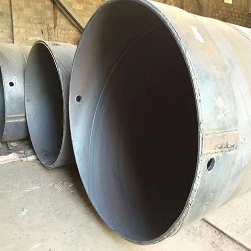 曲靖钢护筒的生产工艺主要包括以下步骤